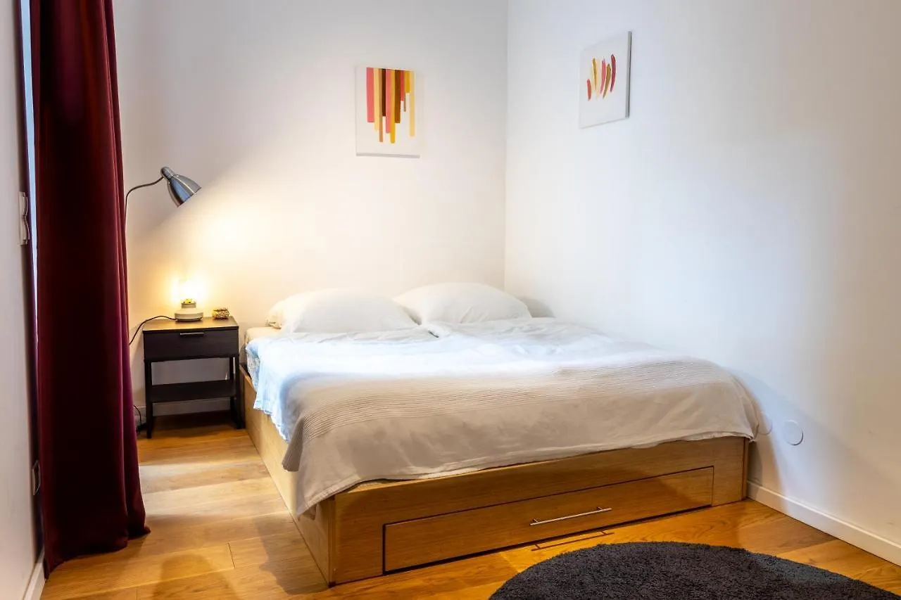 Cozy Apartment, 2 Private Terraces, 8 Min To City Center Viyana
